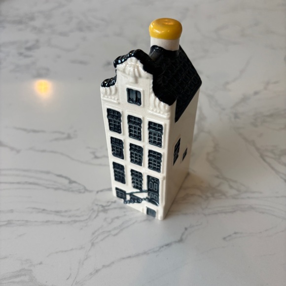 KLM #46 Blue Delft House by BOLS - Picture 1 of 6